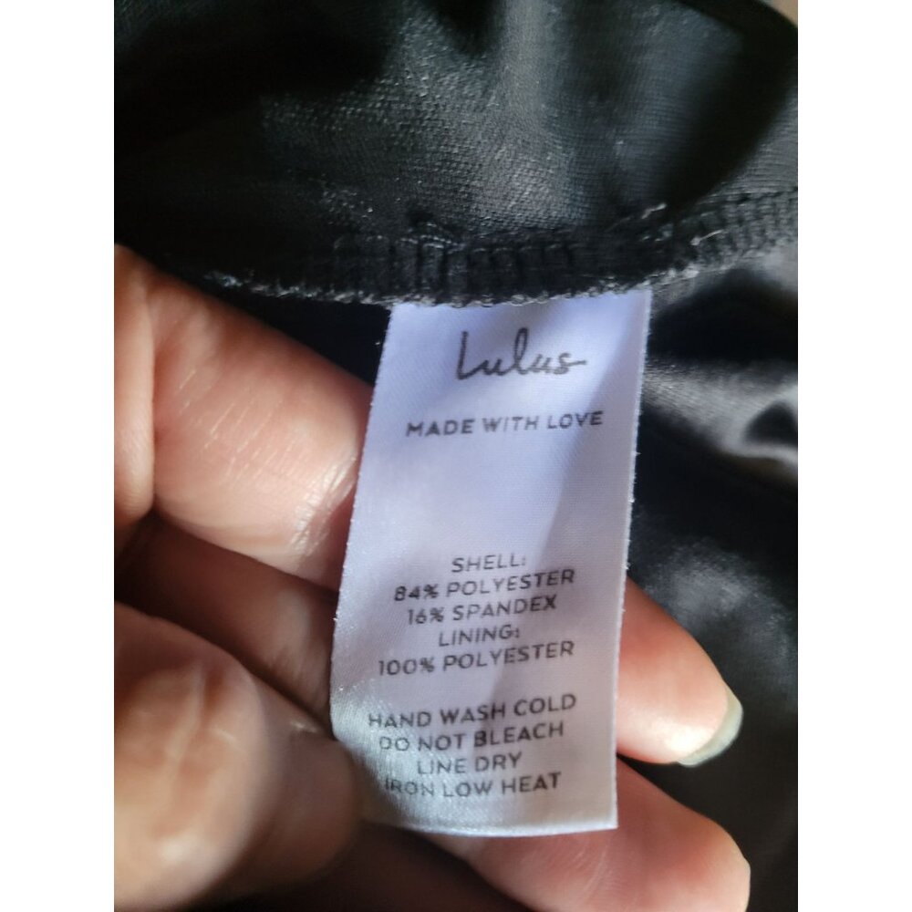 Lulu's Sleeveless Black Knee Length Dress Size XL Wedding Party Office Wear - Picture 9 of 9